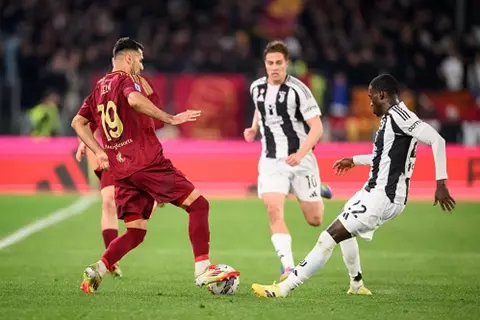  روما يتعادل مع يوفنتوس في الدوري الإيطالي
